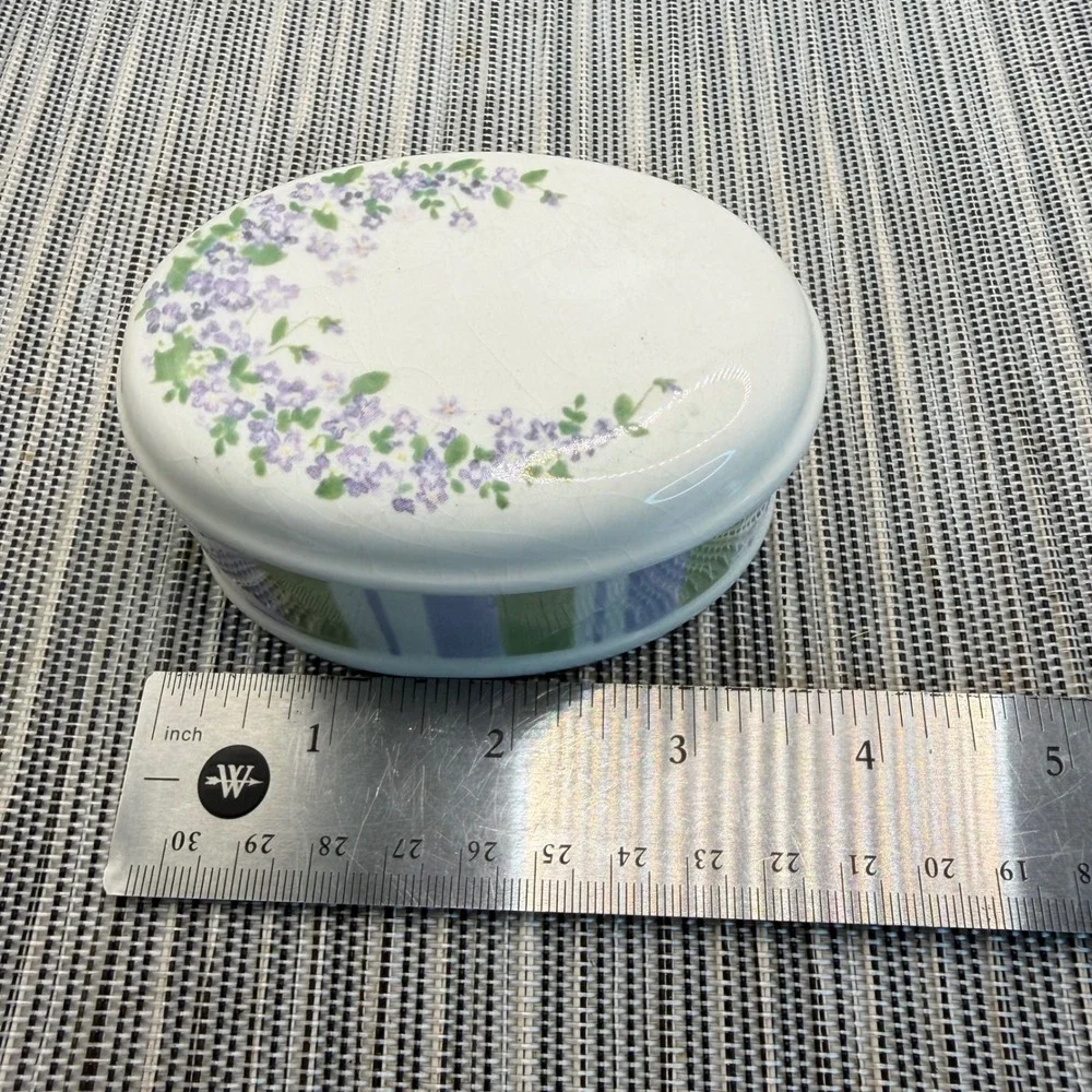 Demdaco Forget-Me-Nots Ceramic Trinket Box Floral Quote 2004 Purple Green Oval